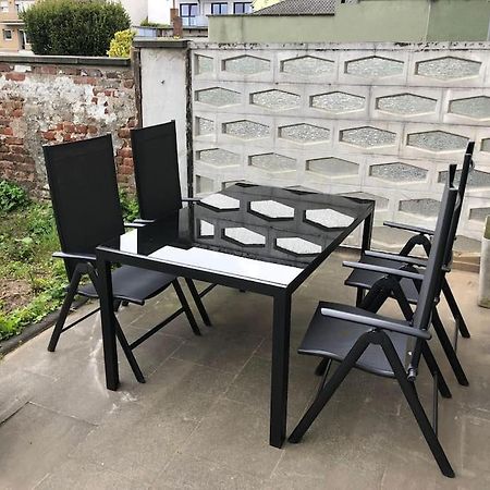 Charmante Gartenwohnung Mit Privatem Grossen Garten 科隆 外观 照片